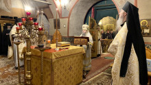 Богослужение в Даниловом монастыре в день поминовения усопших