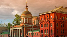 Российский православный университет святого Иоанна Богослова (РПУ) проводит набор на богословский и юридический факультеты