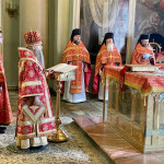 В Неделю жен-мироносиц епископ Алексий совершил Литургию в Троицком соборе | Московский Данилов монастырь
