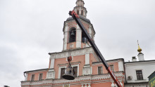 На колокольню Данилова монастыря поднят новый колокол