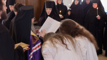 Епископ Алексий совершил постриги насельниц Новодевичьего ставропигиального женского монастыря г. Москвы