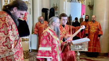 Антипасха. Божественная литургия в Троицком соборе обители князя Даниила