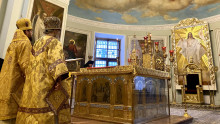 В Даниловом монастыре прошли богослужения воскресного дня