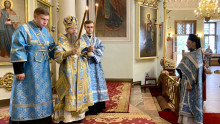В Даниловой обители почтили образ Божией Матери "Троеручица" | Московский Данилов монастырь
