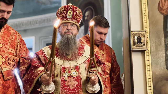 Божественная литургия в Неделю 6-ю по Пасхе, о слепом | Московский Данилов монастырь