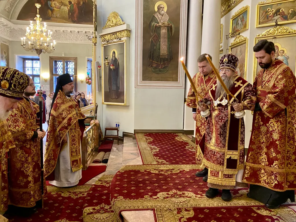 Обитель князя Даниила встретила праздник Воздвижения Честного и Животворящего Креста Господня