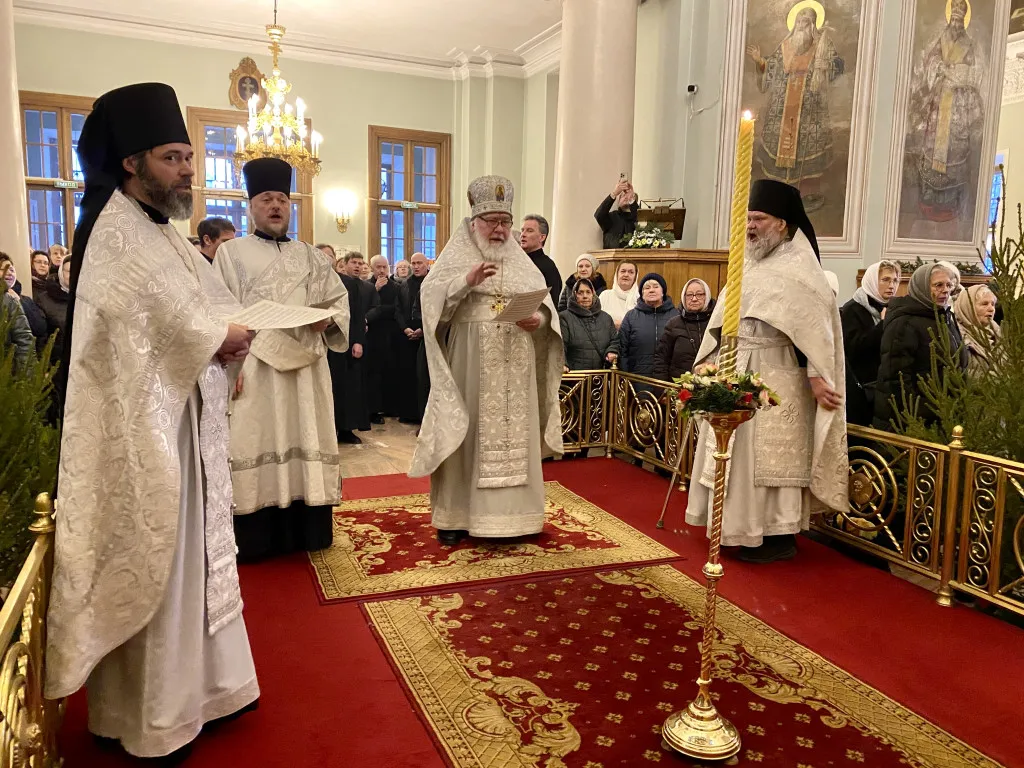 В Даниловой обители прошли торжественные богослужения Навечерия Рождества Христова