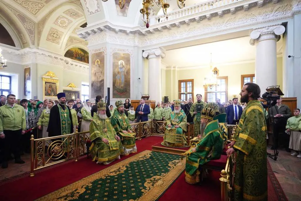 В Неделю сыропустную, день памяти благоверного князя Даниила Московского, Святейший Патриарх Кирилл совершил Литургию в Даниловом ставропигиальном монастыре