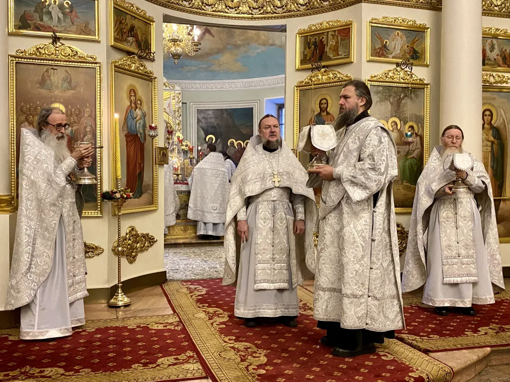 В Даниловой обители прошли торжественные богослужения Навечерия Рождества Христова