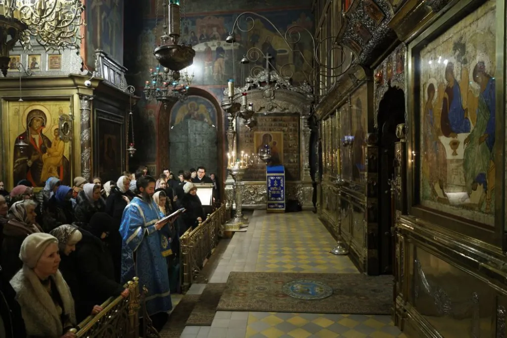 В Свято-Троицкой Сергиевой лавре молитвенно почтили память духовника обители архимандрита Кирилла (Павлова)