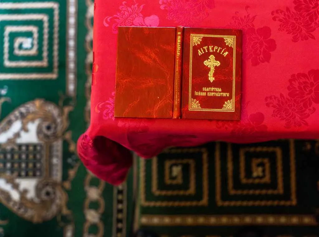 В Неделю сыропустную, день памяти благоверного князя Даниила Московского, Святейший Патриарх Кирилл совершил Литургию в Даниловом ставропигиальном монастыре