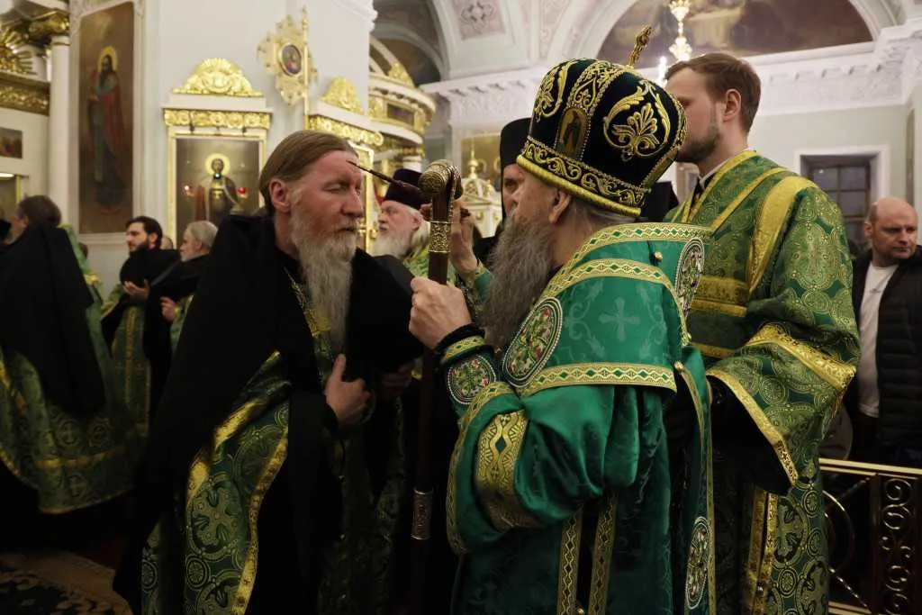 В Неделю сыропустную, день памяти благоверного князя Даниила Московского, Святейший Патриарх Кирилл совершил Литургию в Даниловом ставропигиальном монастыре