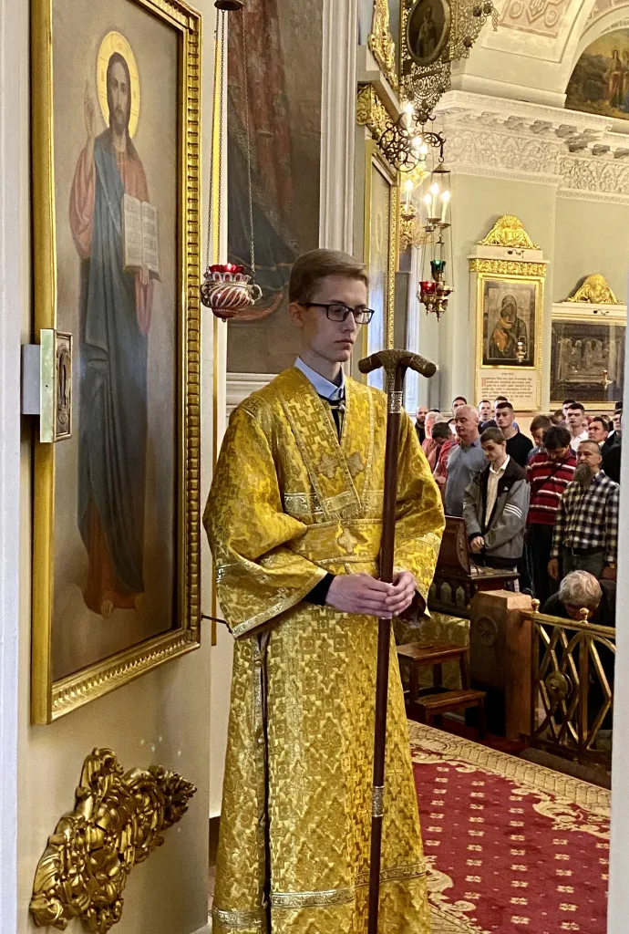 Божественная Литургия в Троицком соборе в Неделю 3-ю по Пятидесятнице