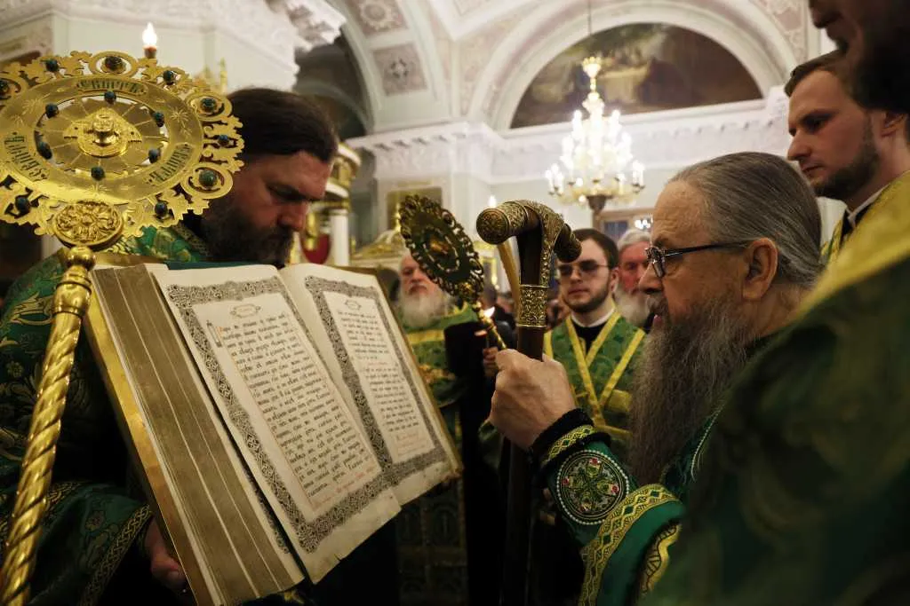 В Неделю сыропустную, день памяти благоверного князя Даниила Московского, Святейший Патриарх Кирилл совершил Литургию в Даниловом ставропигиальном монастыре