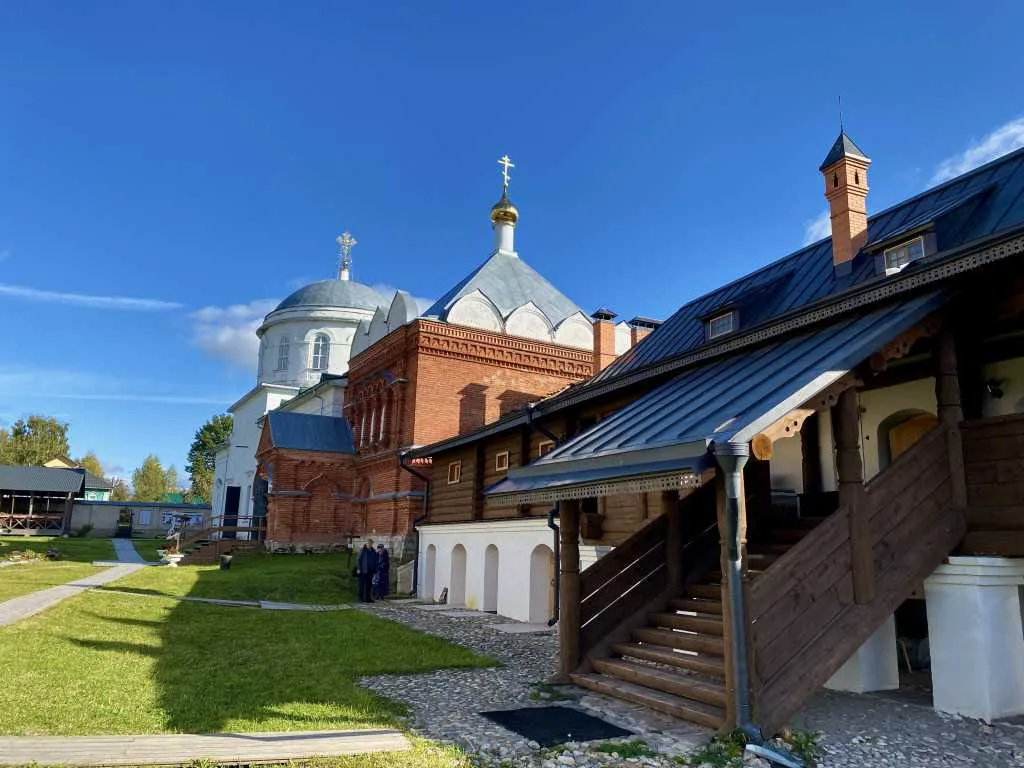 Наместник Данилова монастыря посетил г. Кашин