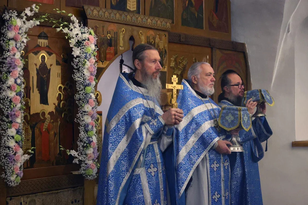 Праздник Покрова Божией Матери
