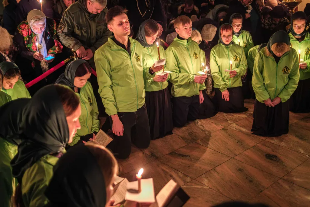 В среду первой седмицы Великого поста Святейший Патриарх Кирилл совершил повечерие с чтением Великого канона прп. Андрея Критского в Даниловом монастыре