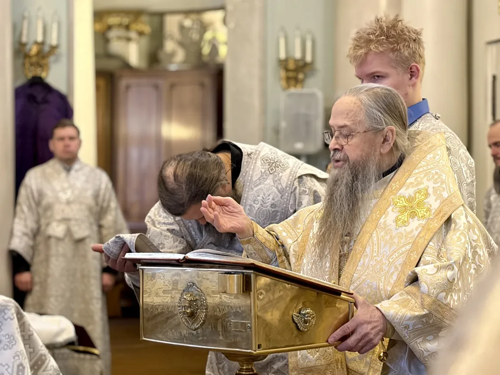 В Неделю 31-ю по Пятидесятнице, по Рождестве Христовом, епископ Алексий совершил Божественную Литургию в Даниловой обители