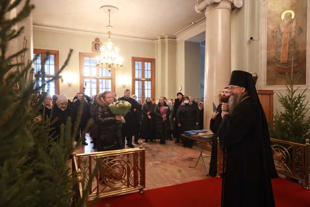 Сотрудники Данилова монастыря поздравили епископа Солнечногорского Алексия с Рождеством Христовым