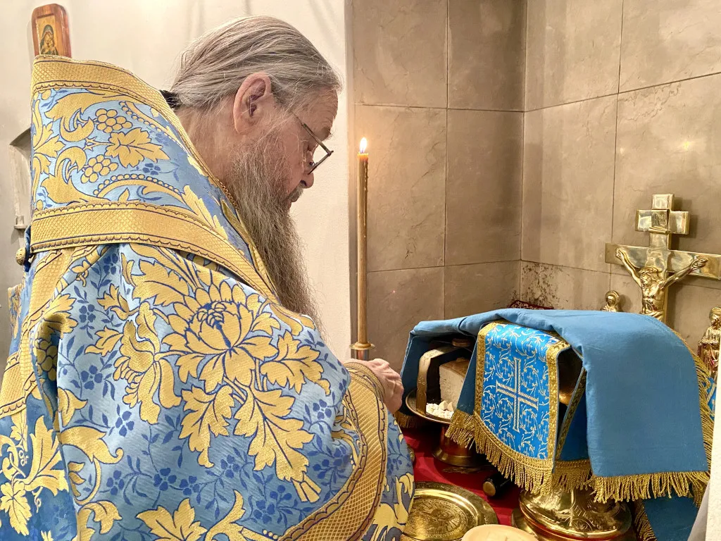 Епископ Алексий возглавил престольный праздник на подворье Данилова монастыря в селе Долматове