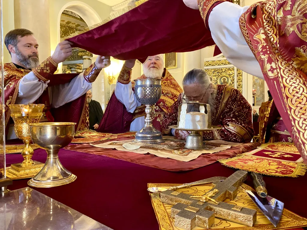 Обитель князя Даниила встретила праздник Воздвижения Честного и Животворящего Креста Господня