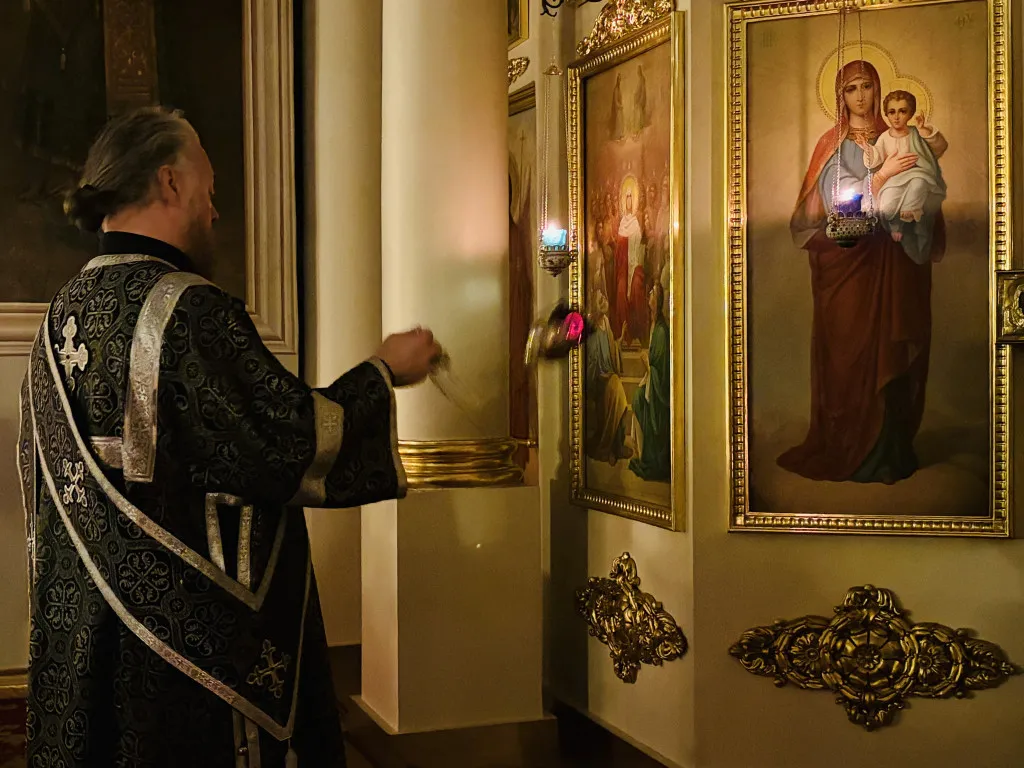 В Даниловом монастыре совершена утреня Четвертка Великого канона