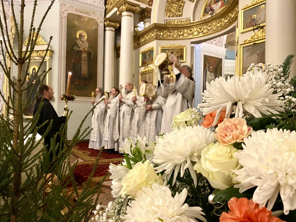 В Даниловой обители прошли торжественные богослужения Навечерия Рождества Христова