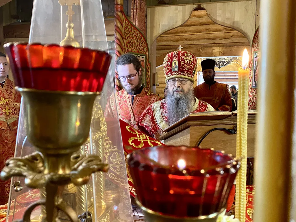 Епископ Алексий возглавил престольные торжества в храме святителя Николая Чудотворца в Измайловском Кремле