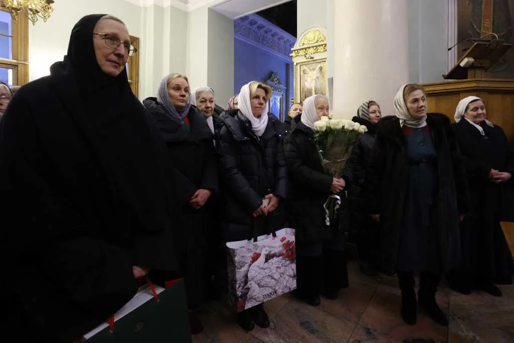 Сотрудники Данилова монастыря поздравили Наместника обители с Рождеством Христовым