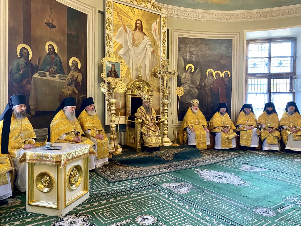 В Даниловой обители молитвенно отметили шестую годовщину архиерейской хиротонии наместника