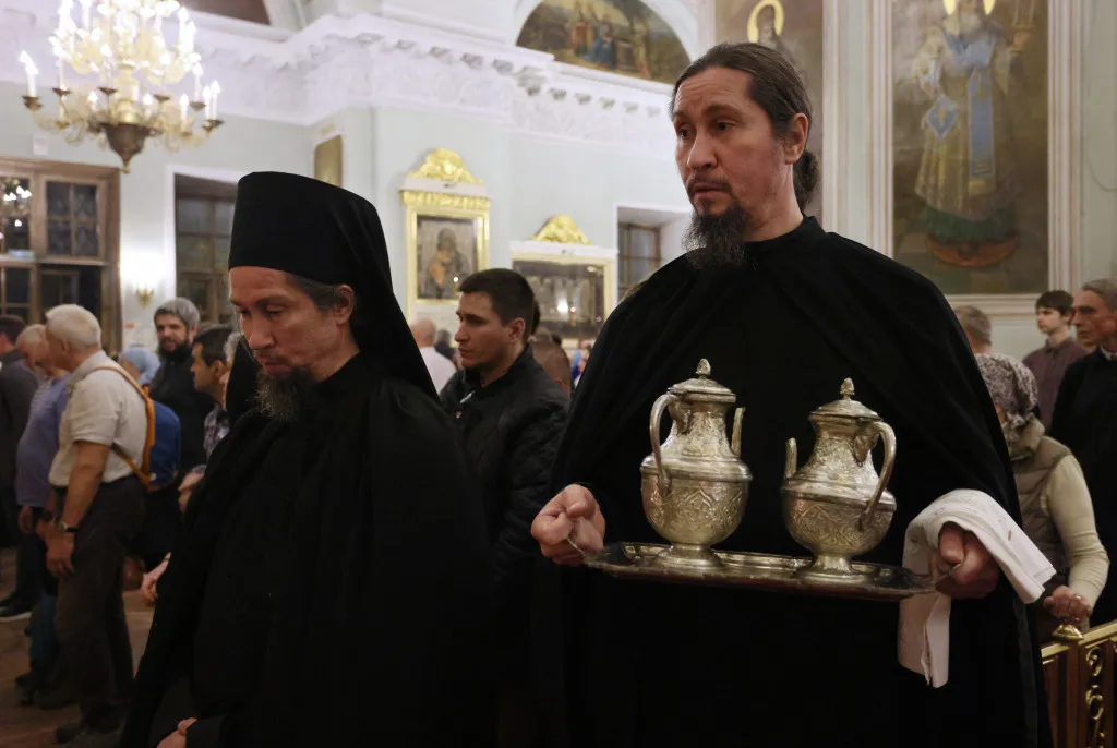 В Даниловой обители прошли торжественные богослужения праздника Воздвижения Креста Господня