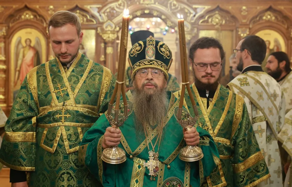 Епископ Солнечногорский Алексий возглавил престольный праздник храма в честь преподобного Силуана Афонского на подворье Зачатьевского монастыря в Барвихе