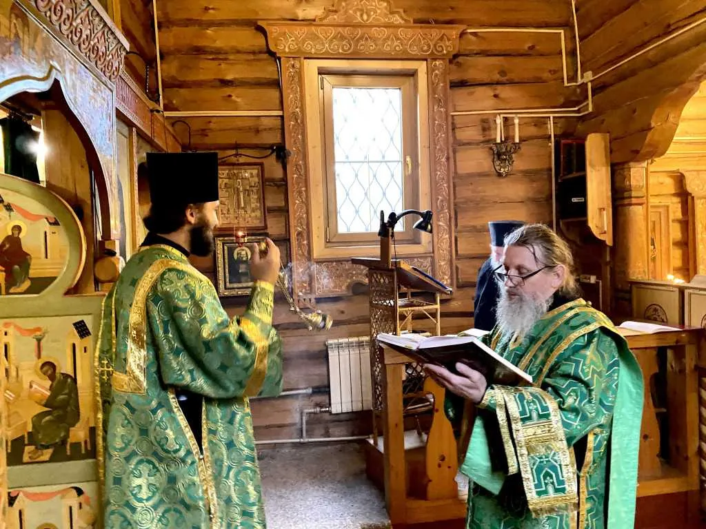 В день памяти преподобного Сергия Радонежского в скиту Данилова монастыря прошли престольные торжества