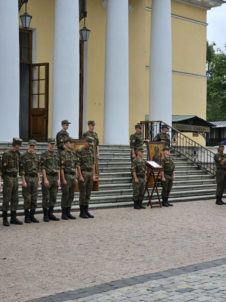 В Даниловом монастыре совершен молебен перед иконами, которые будут переданы в зону проведения СВО