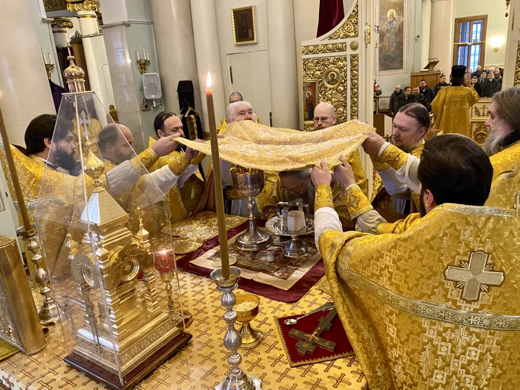 В праздник Обрезания Господня епископ Алексий совершил Божественную Литургию в Даниловом монастыре