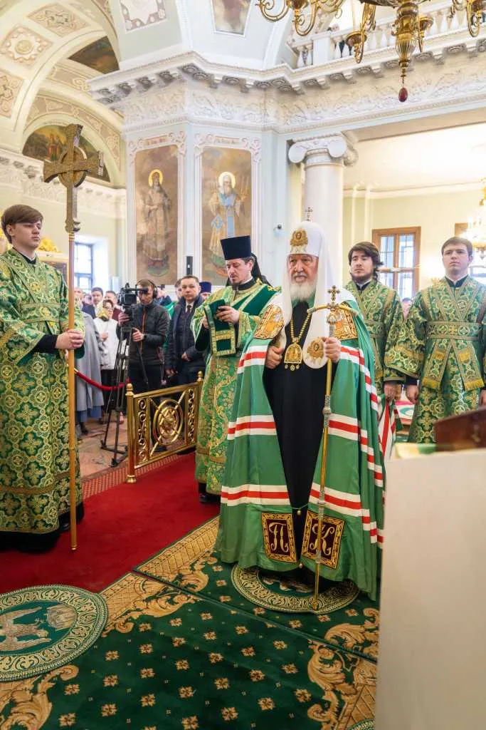 В Неделю сыропустную, день памяти благоверного князя Даниила Московского, Святейший Патриарх Кирилл совершил Литургию в Даниловом ставропигиальном монастыре