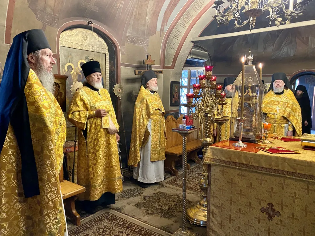 Божественная Литургия в Даниловой обители в Неделю 13-ю по Пятидесятнице