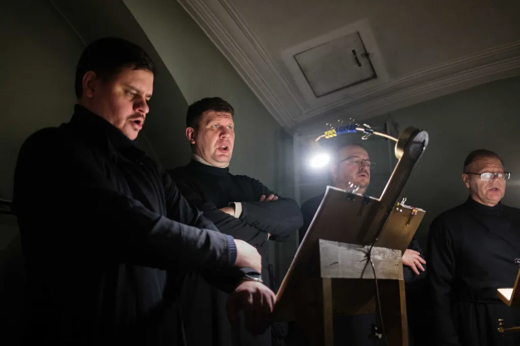 В среду первой седмицы Великого поста Святейший Патриарх Кирилл совершил повечерие с чтением Великого канона прп. Андрея Критского в Даниловом монастыре