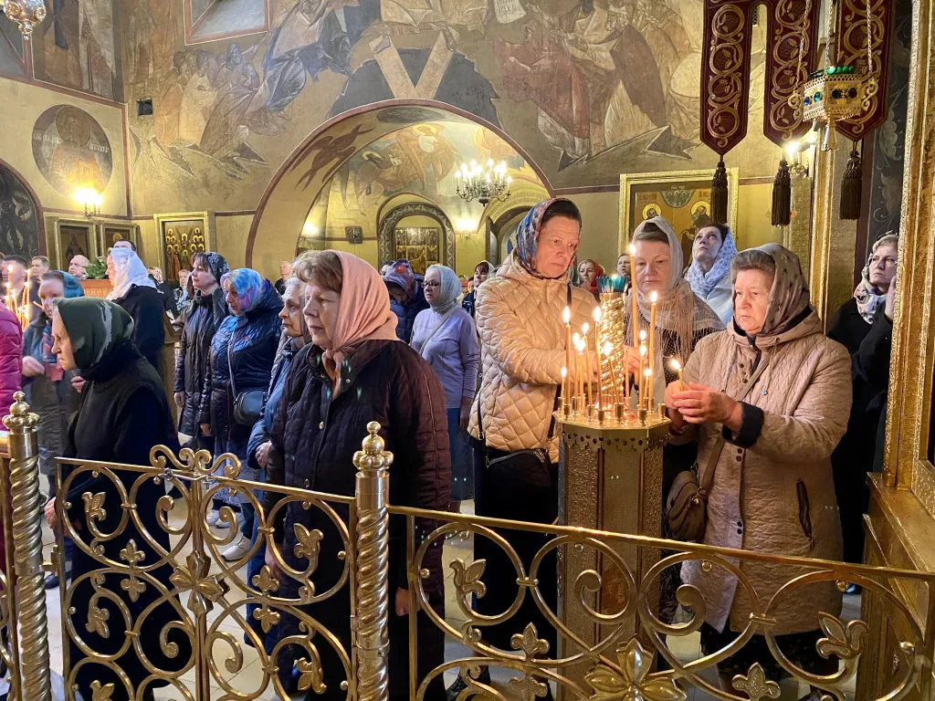 В день Радоницы епископ Алексий совершил Божественную Литургию в Даниловом монастыре