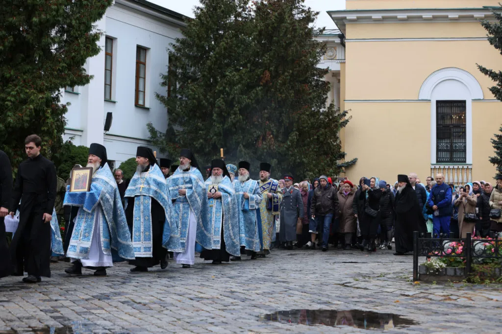 В Даниловом монастыре прошли торжественные богослужения праздника Покрова Божией Матери