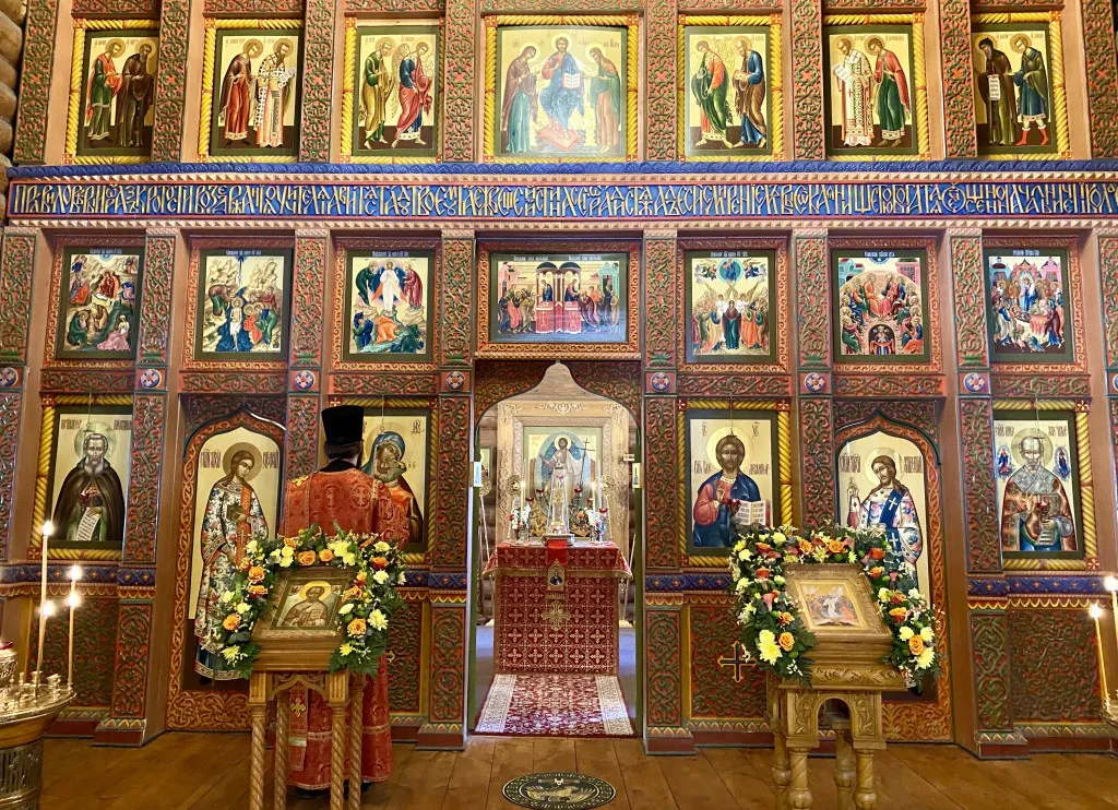 Епископ Алексий возглавил престольные торжества в храме святителя Николая Чудотворца в Измайловском Кремле