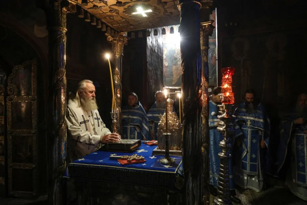 В Свято-Троицкой Сергиевой лавре молитвенно почтили память духовника обители архимандрита Кирилла (Павлова)