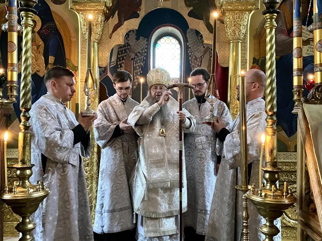 Епископ Алексий возглавил престольные торжества на Свято-Преображенском подворье Данилова монастыря