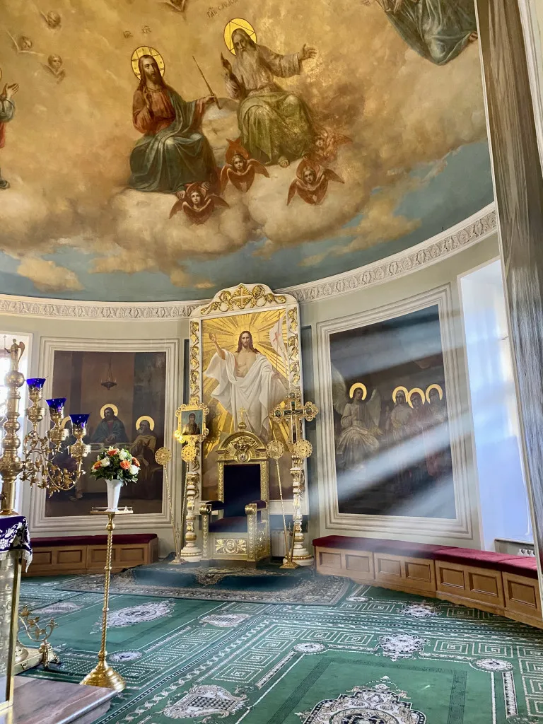 Божественная Литургия в Троицком соборе в Неделю вторую Великого поста