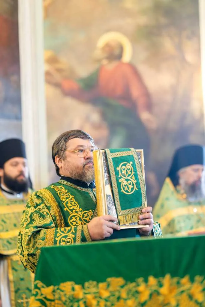 В Неделю сыропустную, день памяти благоверного князя Даниила Московского, Святейший Патриарх Кирилл совершил Литургию в Даниловом ставропигиальном монастыре