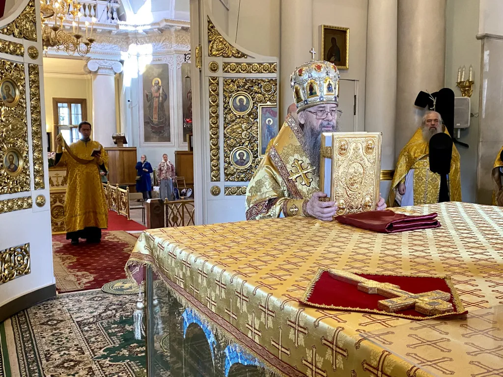 В Даниловой обители молитвенно отметили шестую годовщину архиерейской хиротонии наместника