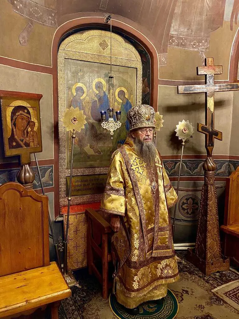 В Даниловом монастыре прошли богослужения воскресного дня