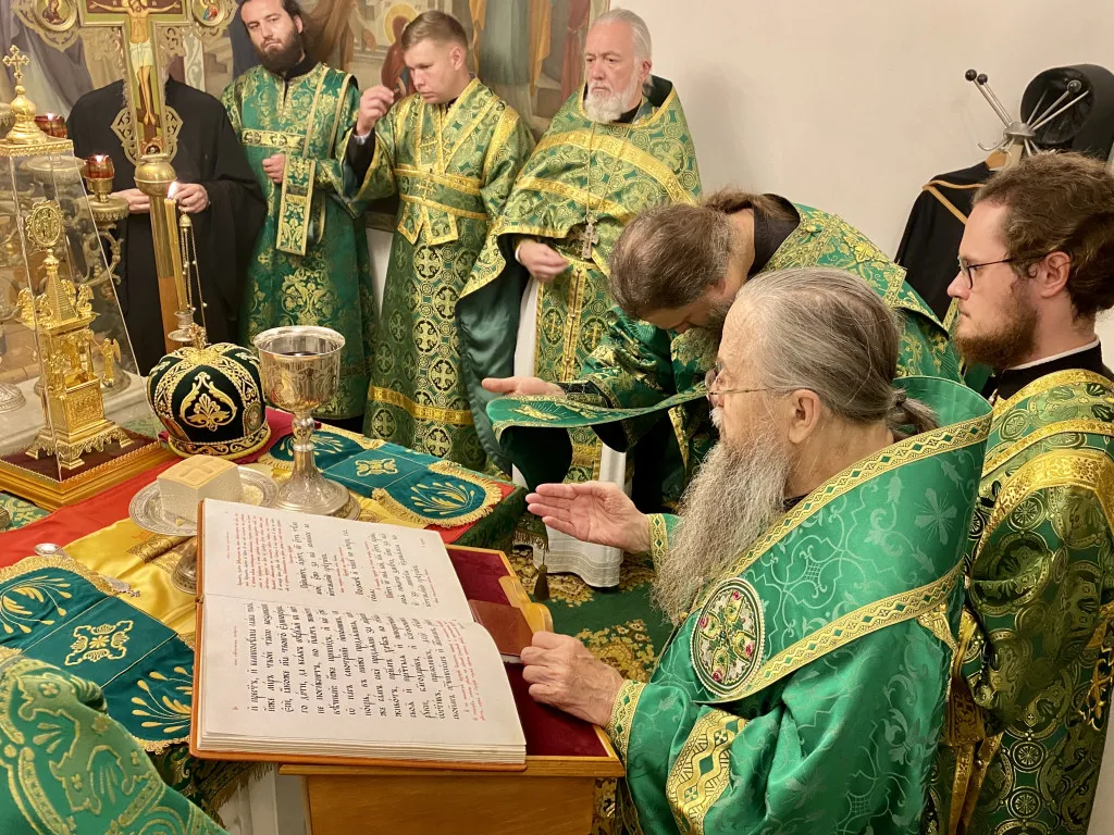 В день памяти преподобного Серафима Саровского епископ Алексий совершил Литургию в Даниловом монастыре