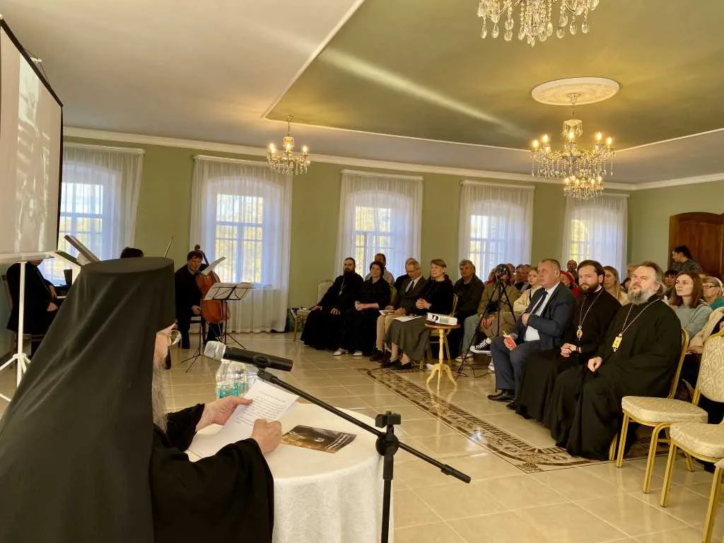 Наместник Данилова монастыря посетил г. Кашин