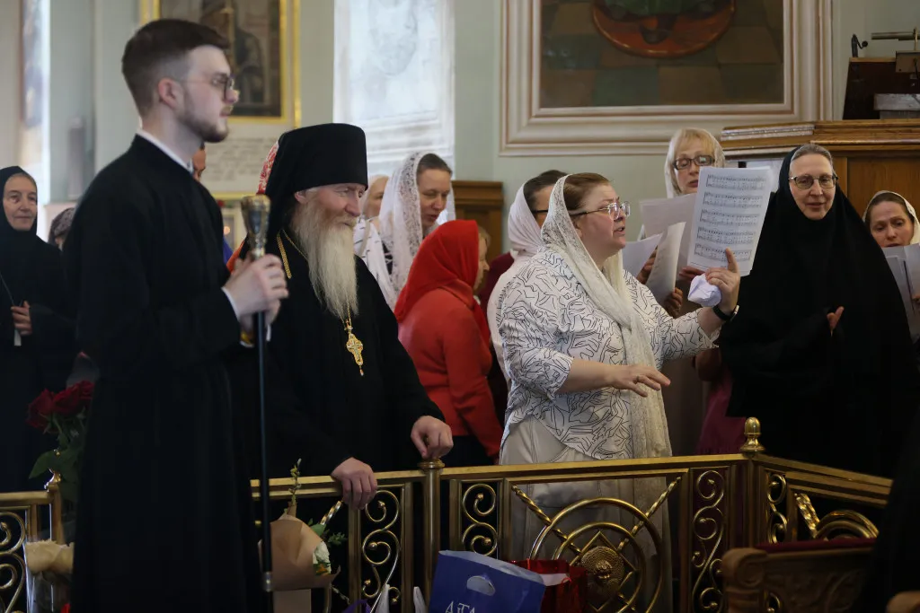 Сотрудники Даниловой обители поздравили епископа Алексия с Пасхой Христовой